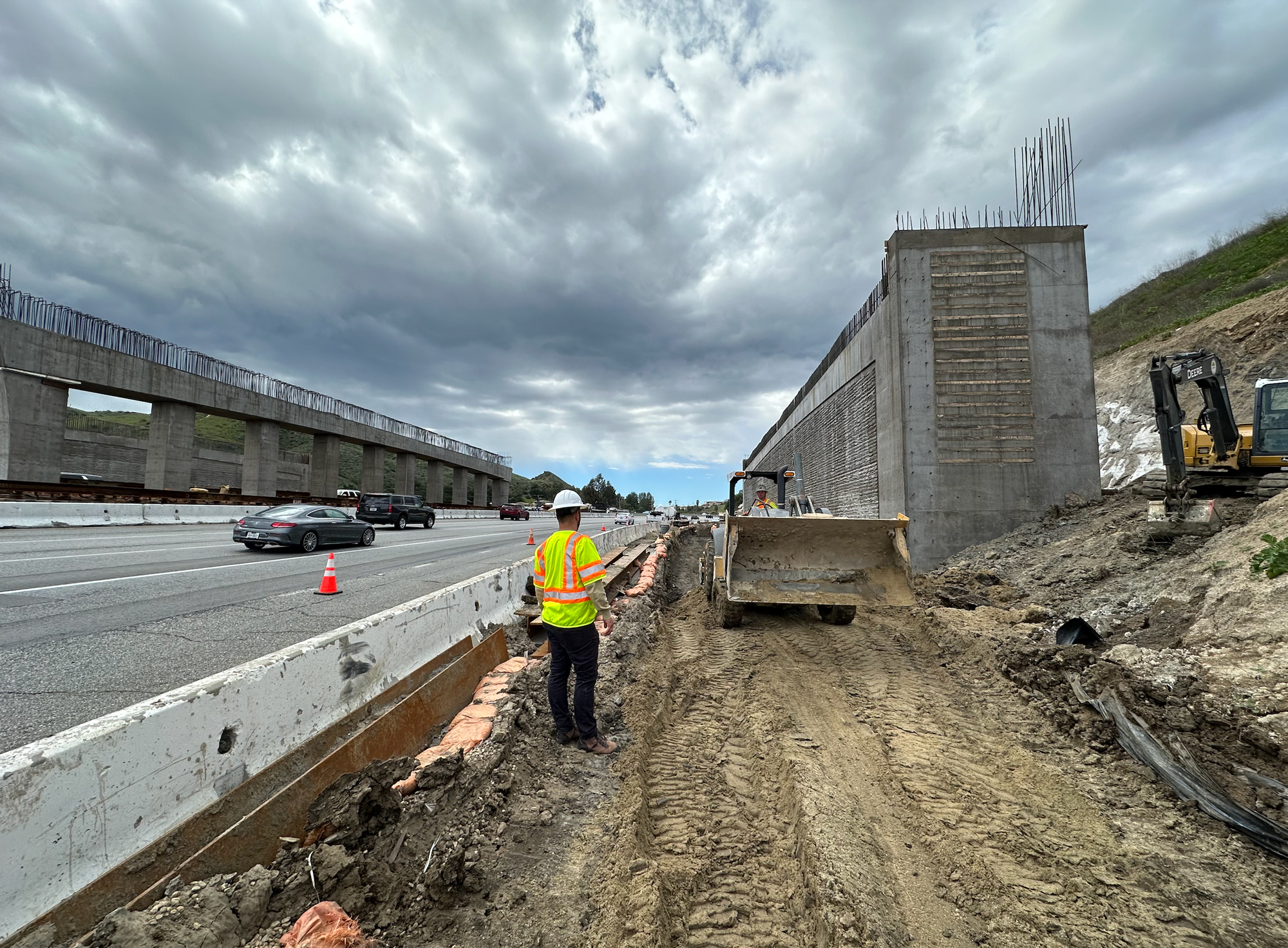 Wildlife crossing will stretch across Highway 101